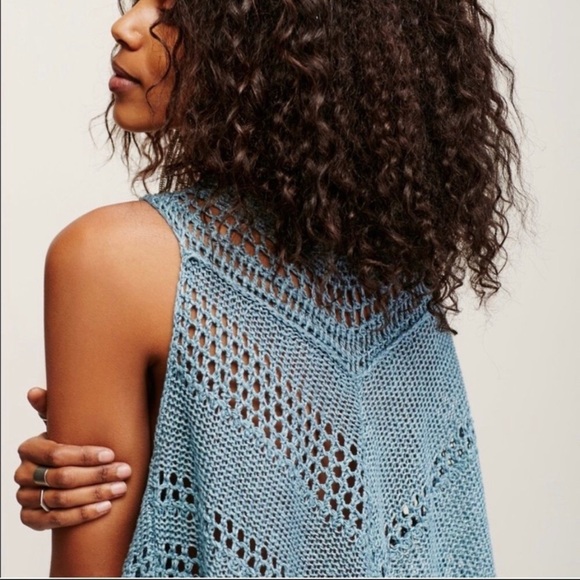 Free People Rhiannon Linen Open Knit Stitch Poncho size Small - Picture 4 of 11